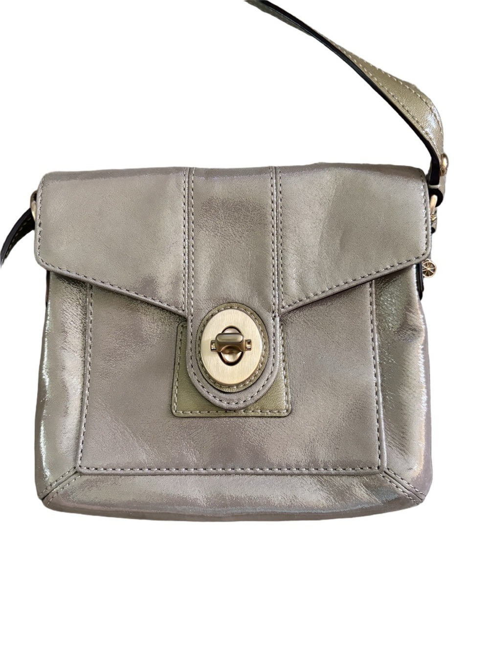 Coach Metallic Gold small crossbody purse. Turn lock closure compact leather - Picture 2 of 12
